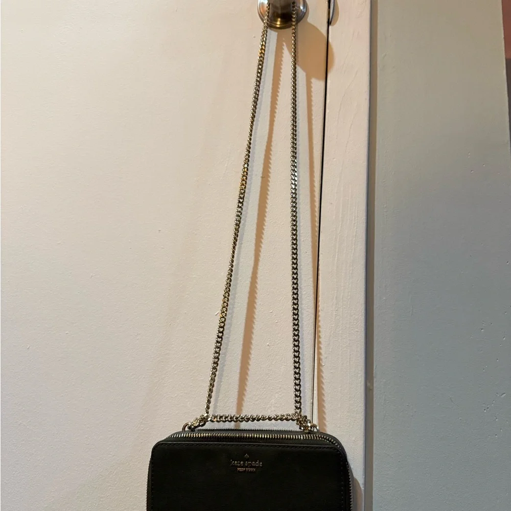 NWT Kate Spade Emerald Green Leather Crossbody Bag with Gold Chain - Picture 10 of 11
